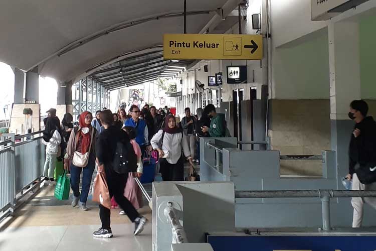 Ribuan Penumpang Turun di Kota Malang Saat Libur Nataru