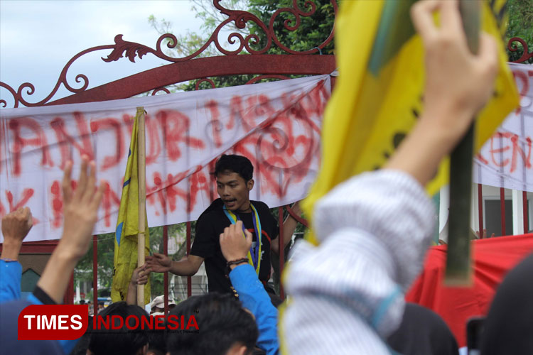 Pergantian Tahun, PMII Cianjur Tuntut Pemerintah Batalkan Kenaikan PPN 12%