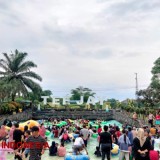 Libur Tahun Baru 2025 Ribuan Wisatawan Padati Tee Jay Waterpark Tasikmalaya