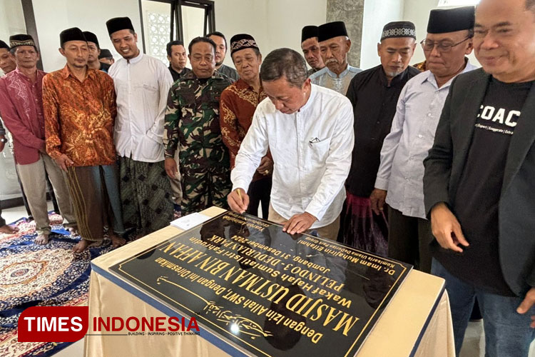 Peresmian Masjid Ustman bin Affan di kawasan wisata Wonosalam, Jombang. (FOTO: Yusron for TIMES Indonesia)