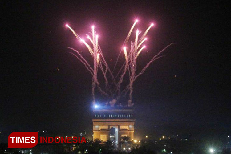 kembang-api-menyala-3.jpg