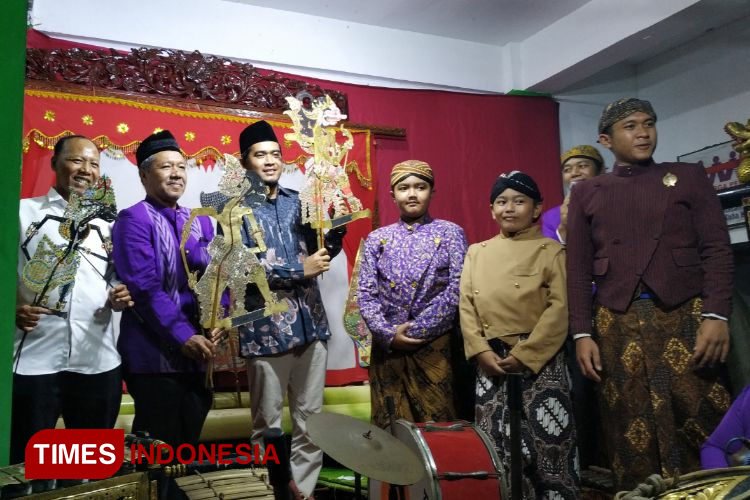 wayang.jpg