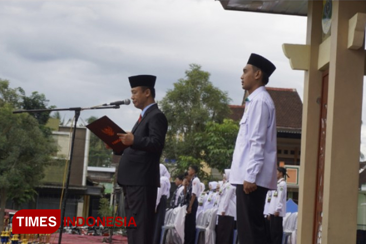 Upacara HAB 2025, Kemenag Bondowoso Komitmen Jaga Kerukunan dan Perangi Korupsi