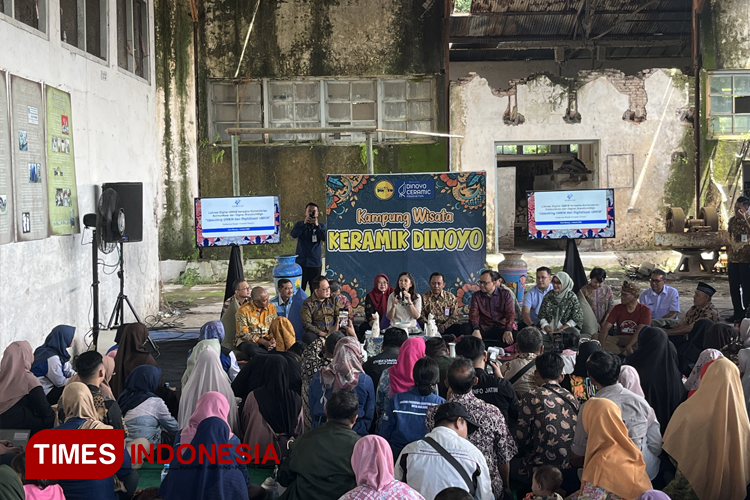 Menkomdigi RI Meutya Sambangi Kampung Keramik, Sebut Kota Malang Alami Kemajuan Digitalisasi