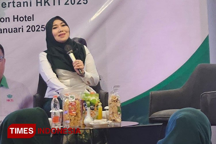 Suasana Haru Selimuti Pengunduran Diri Ketua Perempuan Tani HKTI Jatim Dr Lia Istifhama