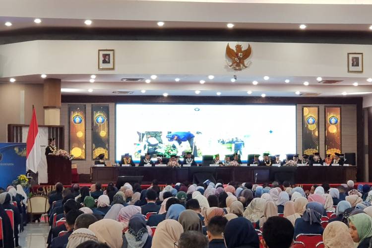 Laporan kinerja Rektor UB dalam Rapat Pleno Terbuka Majelis Wali Amanat dalam rangka dies natalis ke 62 UB, Minggu (5/1/2024) di Gedung Samantha Krida UB. (Foto: Achmad Fikyansyah/TIMES Indonesia)