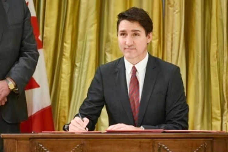 Tekanan Menguat, PM Kanada Justin Trudeau Pilih Mundur