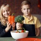 Makanan Sehat untuk Anak: Tips Membuat Si Kecil Suka Sayuran