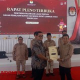 KPU Tetapkan Najmul-Kus Menjadi Bupati dan Wakil Bupati Lombok Utara Terpilih