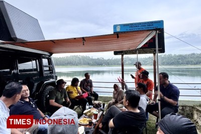 Nuansa Kamping di Tepi Ranu Segaran, Probolinggo: Romansa Alam dan ...