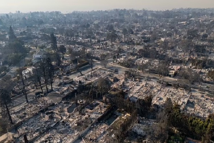 Korban Tewas Kebakaran di California AS Bertambah Jadi 10 Orang