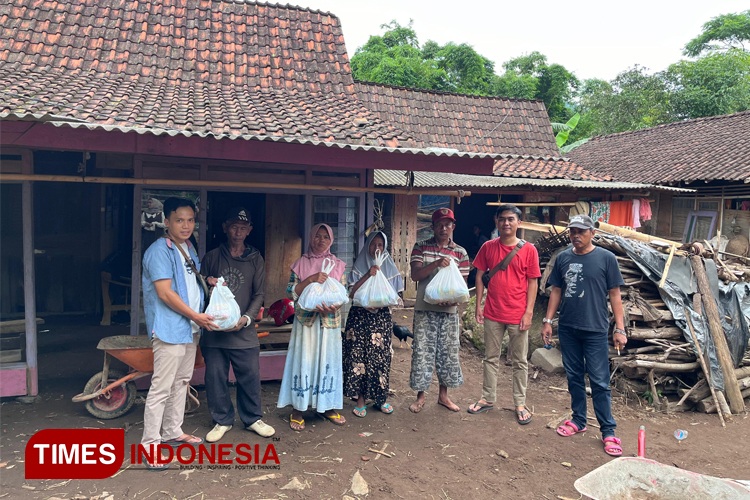 PWI Bondowoso Salurkan Bantuan untuk Korban Banjir Bandang Maesan, Begini Kondisinya