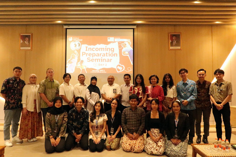 seminar-IPS-AIESEC-in-UB-a.jpg