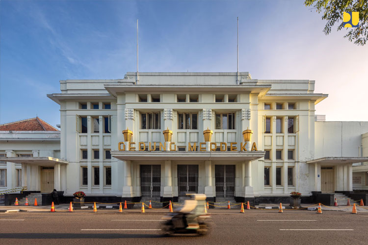 Gedung-Merdeka-dan-Museum-Konperensi-Asia-Afrika-KAA.jpg