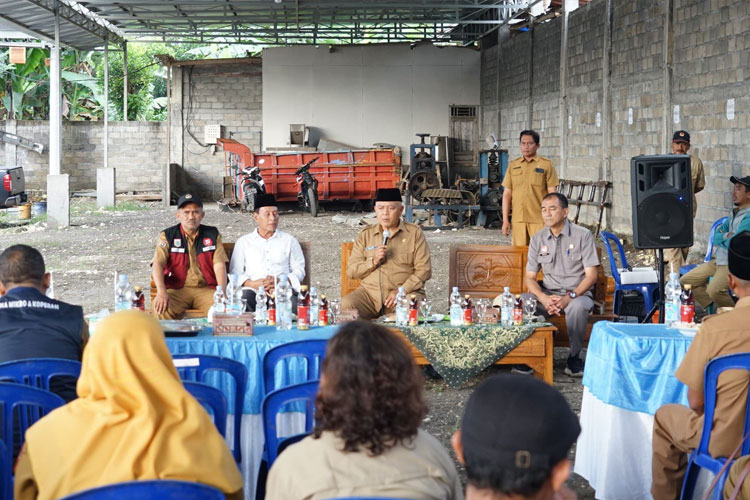 Bupati Malang Apresiasi Sinergi Warga Desa Gampingan Manfaatkan Limbah Pabrik Kertas