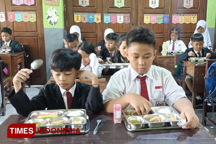 Kepala SPPG Bondowoso Sebut Siswa Perlu Beradaptasi dengan Makanan Bergizi