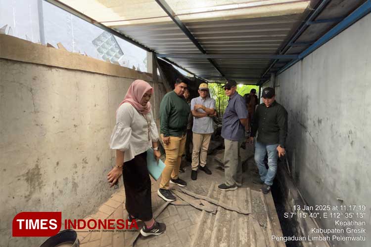 Tiga Pabrik di Gresik Diduga Buang Limbah Sembarangan, Terancam Izin Dicabut