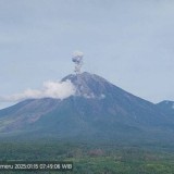 Gunung Semeru Enam Kali Erupsi, PVMBG Imbau Warga Mengikuti Arahan Petugas