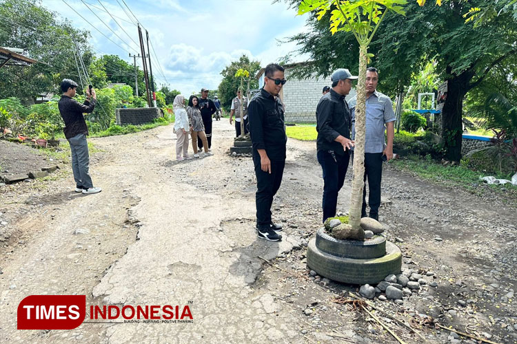 Komisi IV DPRD Kabupaten Banyuwangi Sidak Jalan Rusak Pesanggaran