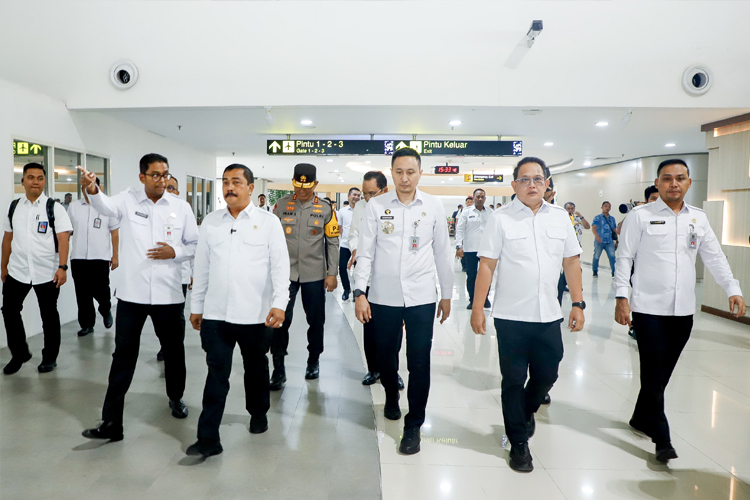 Pj Gubernur Jatim Gandeng Kementerian Komdigi dan Pihak Berwenang Tertibkan Pemain Koin Jagat