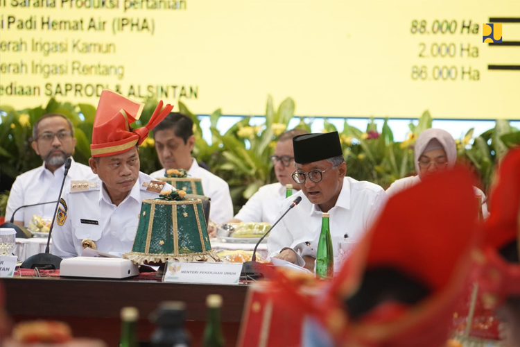 Rakor Ketahanan Pangan di Makassar, Menteri PU: Penambahan Luas Tanam di Sulsel 213.521 Hektare