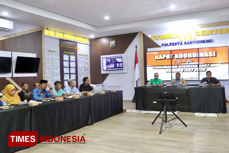 Polresta Banyuwangi Jamin 977 Peserta East Java Running Fest 2025 Berlari Dengan Aman