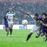 Diguyur Hujan Deras, Persik Kediri Amankan Satu Poin di Kandang vs PSS Sleman