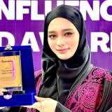 #utk stok pagi# Inara Rusli Ungkap Perjalanan hingga Meraih Penghargaan Independent Woman Inspired Award