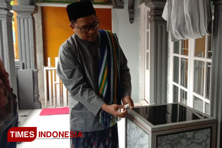 Maling Kotak Amal Masjid di Kota Malang Terekam CCTV