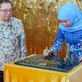 Resmikan Legacy Ballroom, Khofifah Dorong Pelaku Ekonomi di Jatim Berinvestasi di Sektor MICE