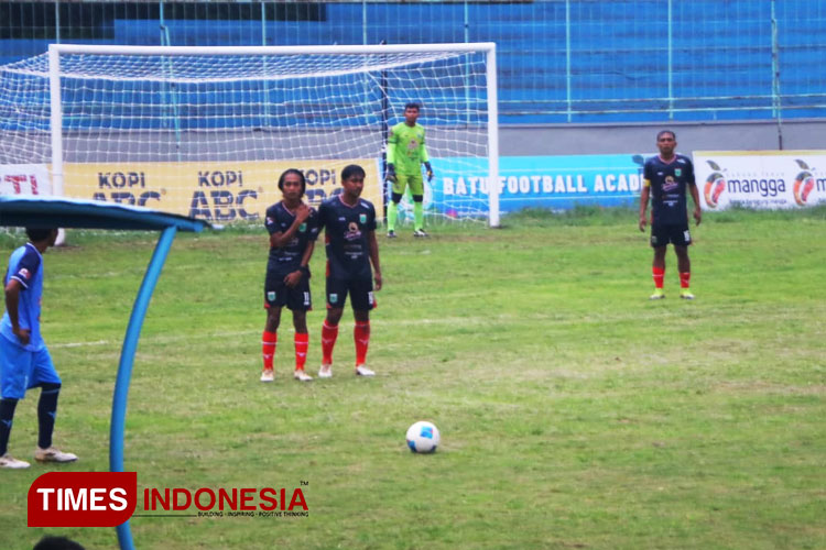 Pelatih-Persikoba-2.jpg