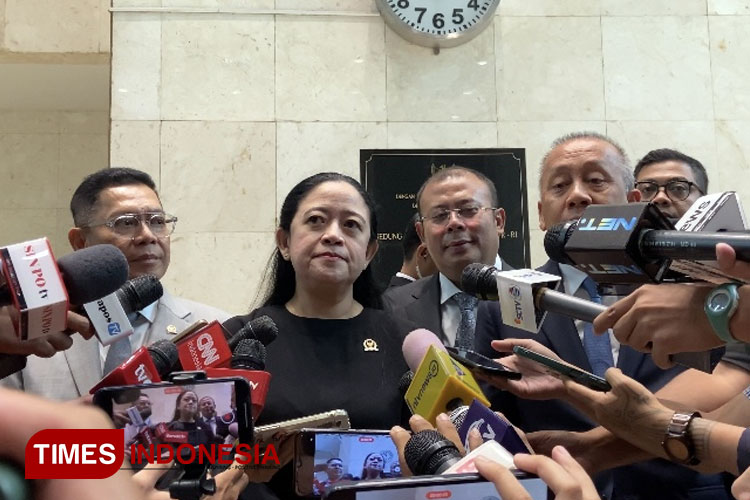 Ketua DPR RI Desak Kasus Demo ASN Dikti terhadap Menteri Satryo Diselesaikan Secara Transparan