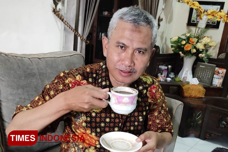 Prof. Dr. Ir. Moh Su’i, MP., pakar Ilmu Pangan dari Fakultas Pertanian Universitas Widya Gama Malang (FP UWG). (FOTO: AJP TIMES Indonesia)
