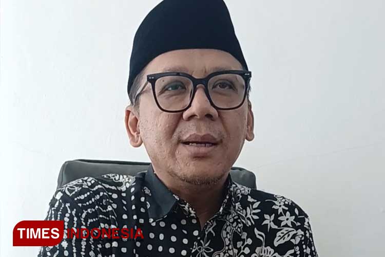Kepala Kemenag Kota Banjar copot ornamen Imlek demi jaga kondusifitas. (Foto: Susi/TIMES Indonesia)