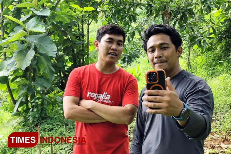 Kampanye-1-Gift-untuk-1-Pohon.jpg