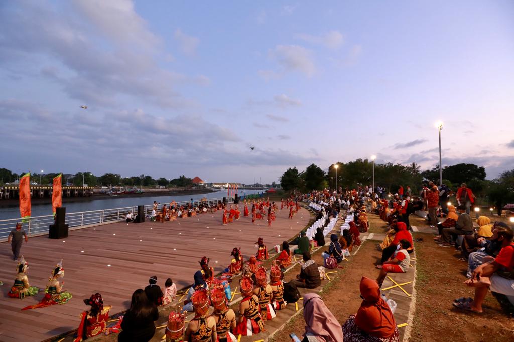 Pantai-Boom-Marina.jpg