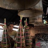 Pertahankan Resep Warisan, Produsen Dodol Imlek di Bekasi Banjir Orderan