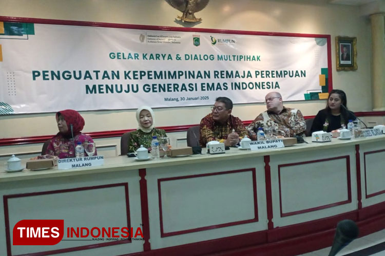 Sesi dialog bersama Wabup Malang dan Dubes Irlandia untuk Indonesia, yang diinisiasi RUMPUN Indonesia, di Ruang Anusapati, Setdakab Malang, Kamis (30/1/2025). (FOTO: Amin/TIMES Indonesia)