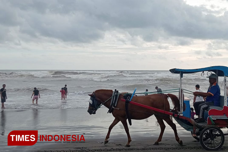 Wisata-Pantai-Parangtritis-2.jpg