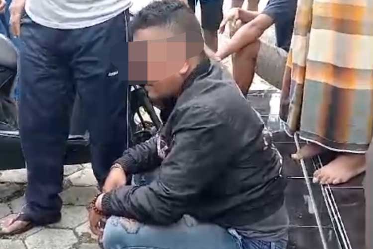 Pencuri Kotak Amal Masjid di Bondowoso Tertangkap Basah, Awalnya Berpura-pura Salat