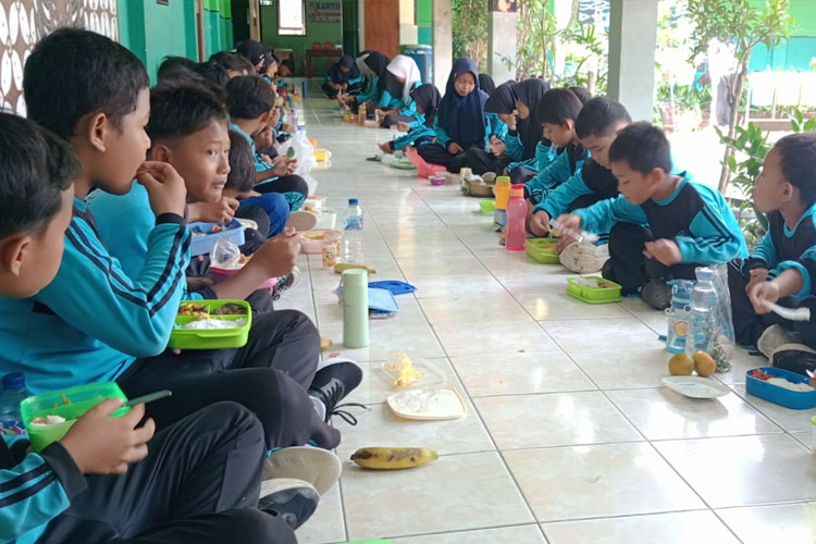 Dukung Program MBG, SD Negeri 3 Panggang Canangkan Program Makan Bergizi Mandiri