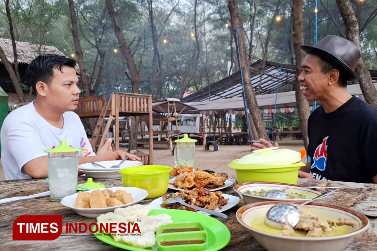 Muhammad Rofikin, dari Keterpurukan hingga Sukses dengan Ikan Bakar Janenake Khas Pacitan