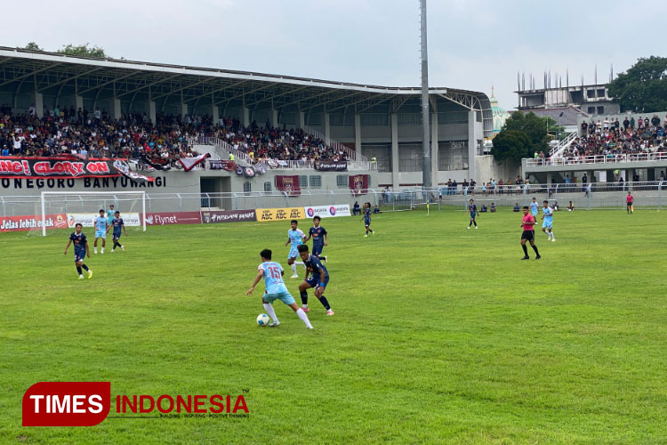Persewangi Banyuwangi, unggul 2-1 atas Persedikab Kediri, dalam laga kedua Grup II babak 16 besar Liga 4 Kapal Api PSSI Jatim. (Foto : Dokumentasi TIMES Indonesia)
