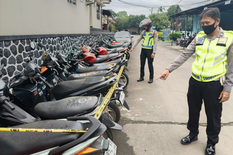 Satlantas Polres Majalengka amankan kendaraan knalpot brong. (FOTO: Humas Polres Majalengka for TIMES Indonesia)