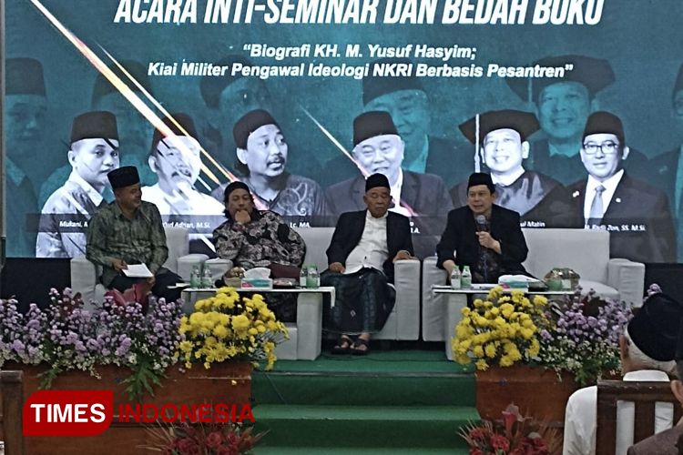 Suasana seminar dan bedah buku kiprah KH. Yusuf Hasyim di Tebuireng, Jombang, Senin (3/2/2025). (Foto: Rohmadi/TIMES Indonesia)