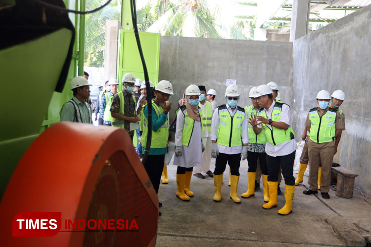 Kunjungi TPS Balak, Menko Zulhas Apresiasi Banyuwangi Sukses Ubah Sampah Jadi Energi