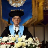 Wamenkeu RI Anggito Abimanyu Resmi Dikukuhkan Sebagai Guru Besar UGM