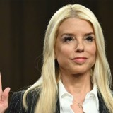 Senat Kukuhkan Pam Bondi sebagai Jaksa Agung AS yang Baru