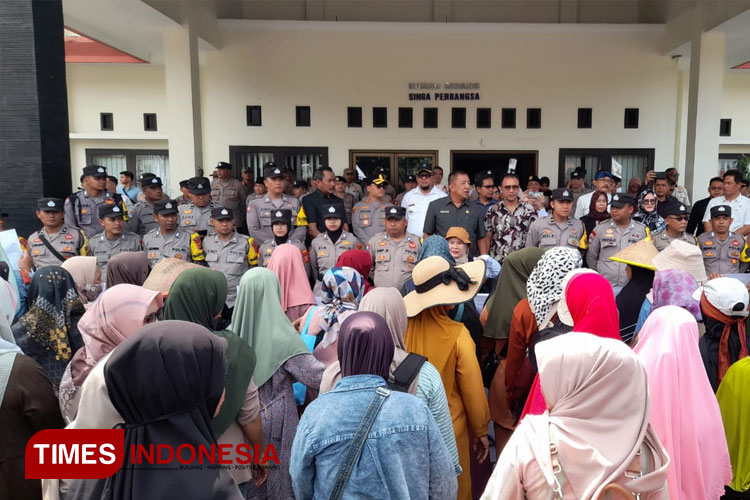 Serikat Petani Pasundan Tuntut PTPN VIII Minta Maaf