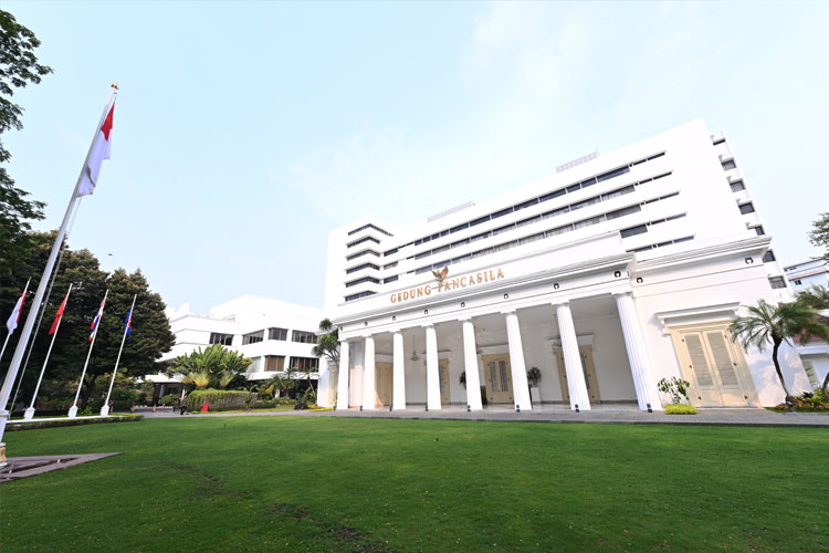 Ilistrasi - Gedung Kementerian Luar Negeri Republik Indonesia (Kemlu RI) (FOTO: TIMES Indonesia)